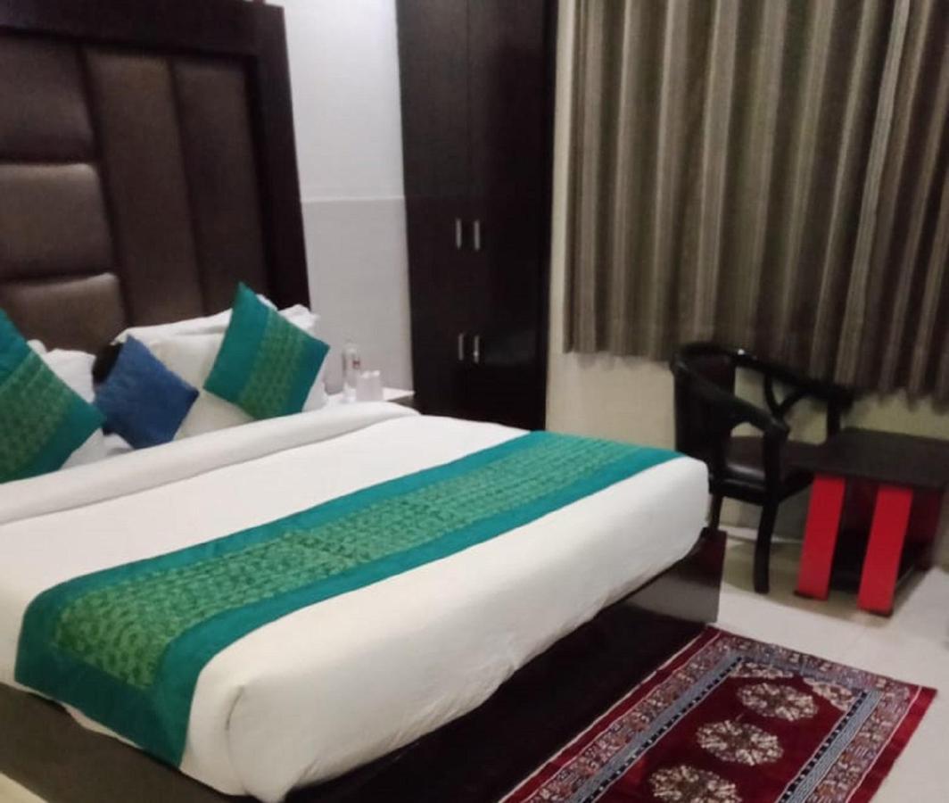 Vivah Residency Hotel New Delhi Exterior photo
