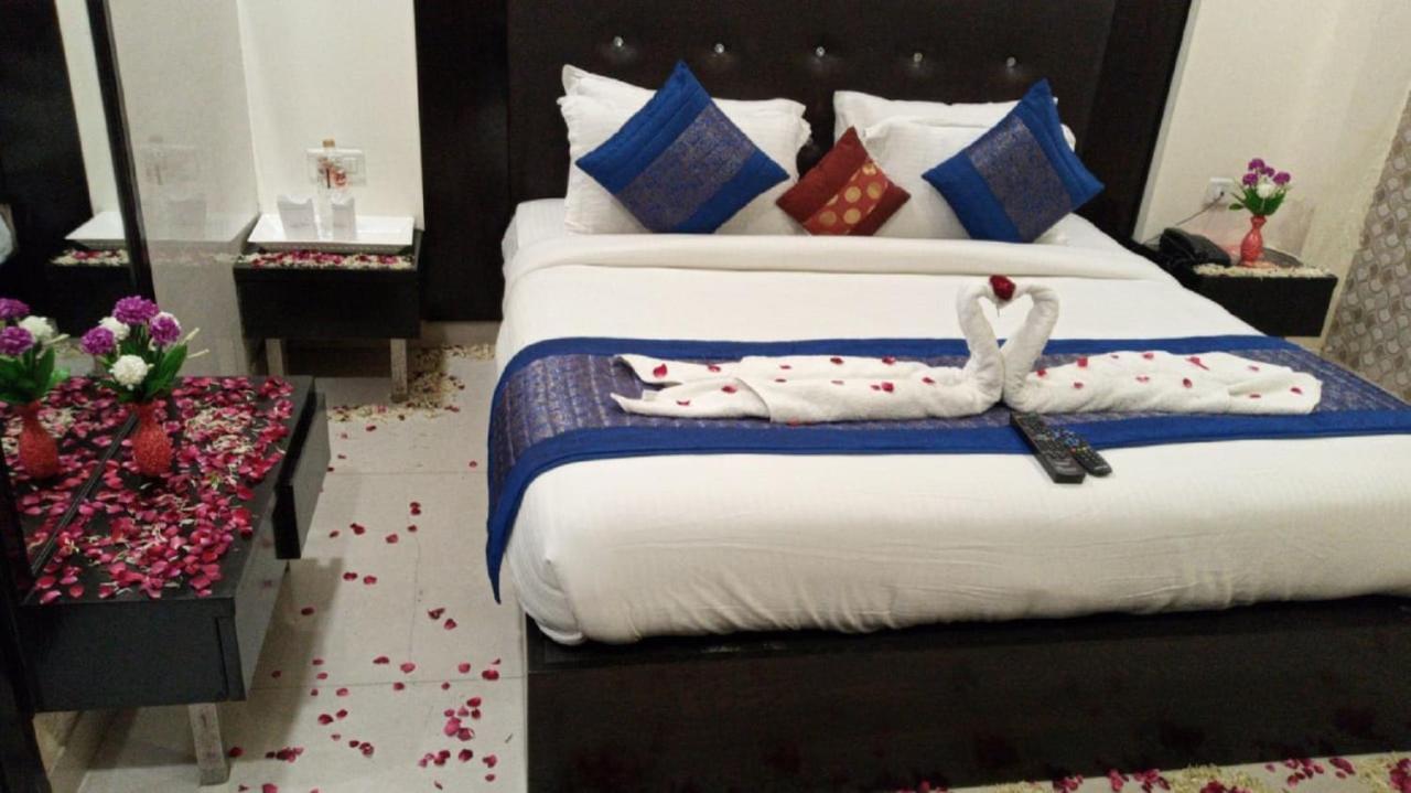 Vivah Residency Hotel New Delhi Exterior photo